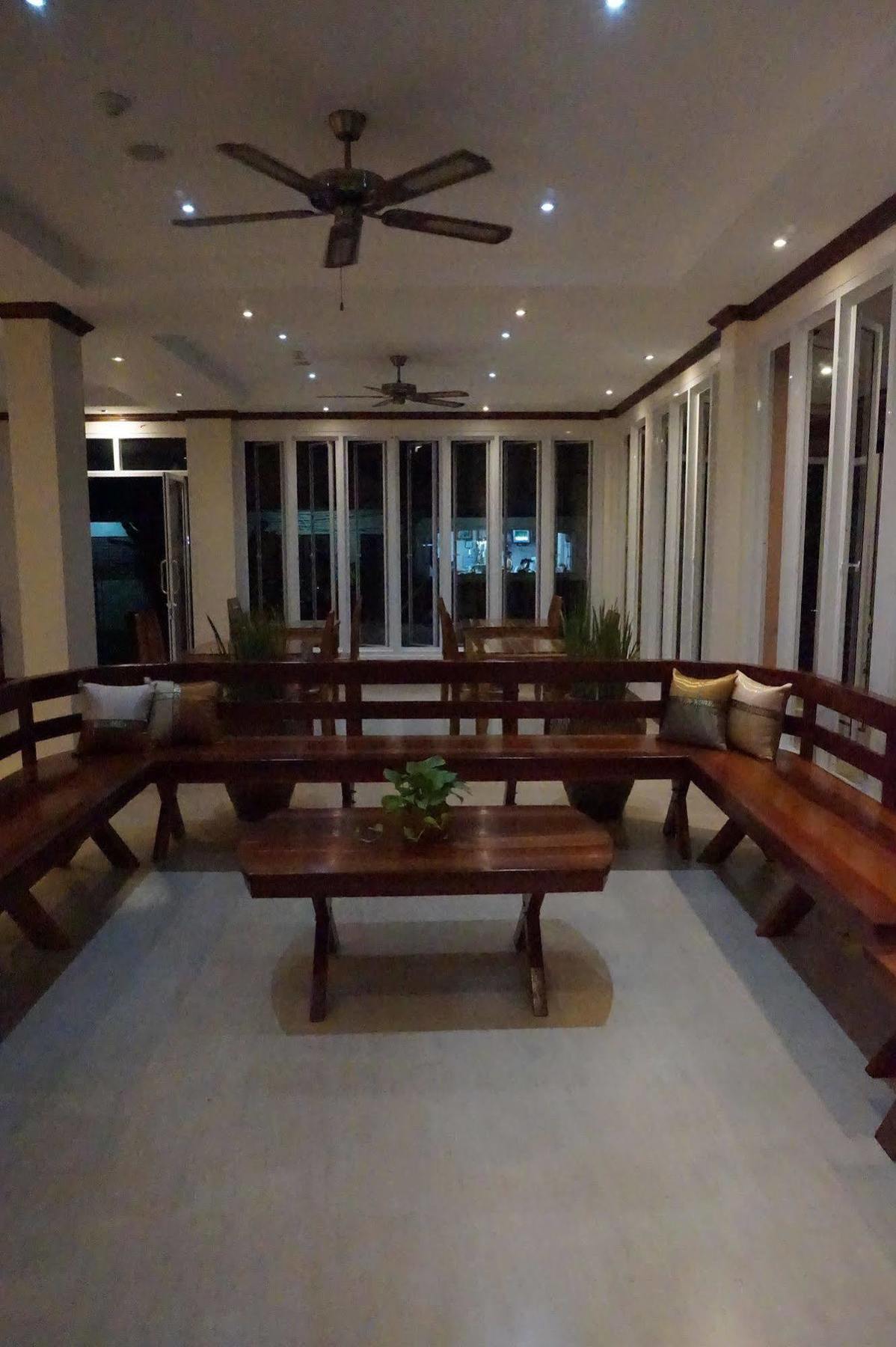 Snowhouse Aonang Krabi Hotel Ao Nang Exterior foto